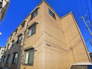 エルソルビオス外観写真