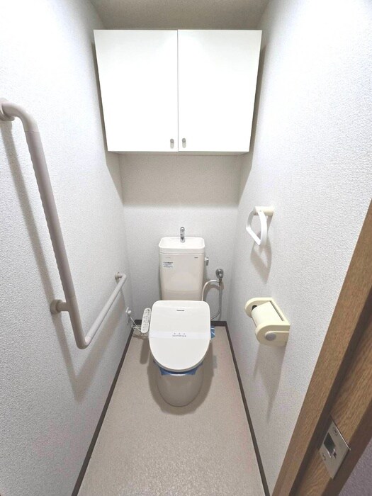 物件内観写真9　(トイレ)