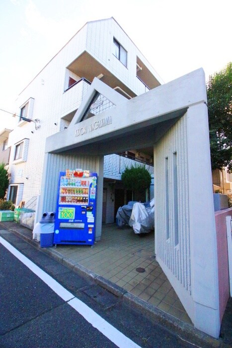 物件外観写真5　(エントランス部分)