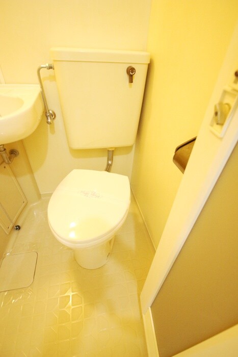 物件内観写真13　(トイレ)