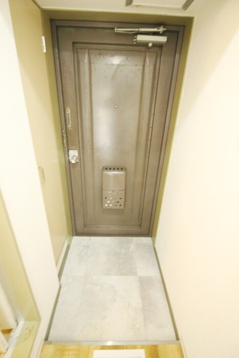 物件内観写真19　(玄関)