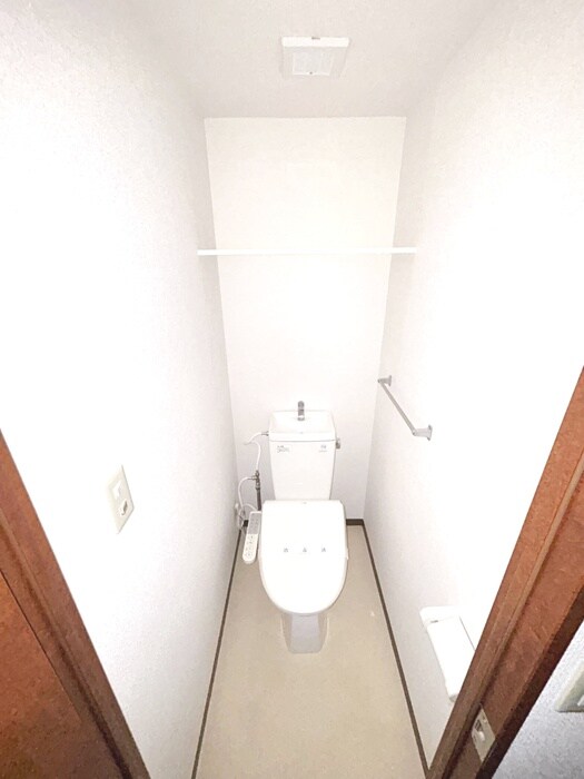 物件内観写真14　(トイレ)