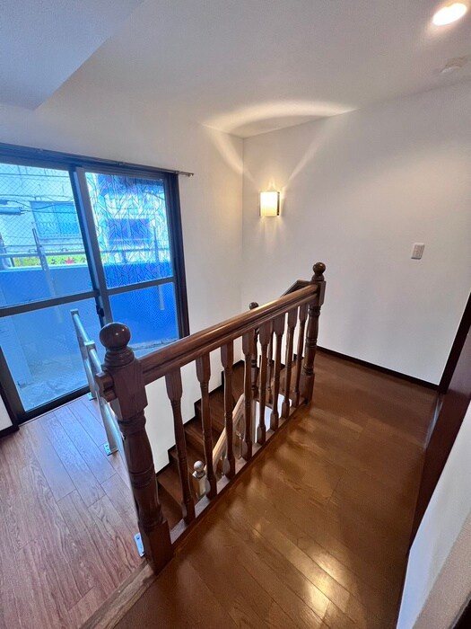 物件内観写真18　(廊下)