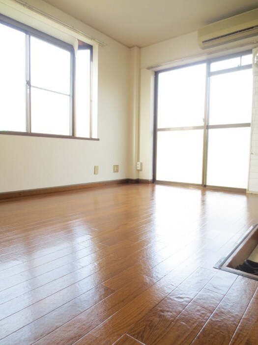 物件内観写真6　(居室)