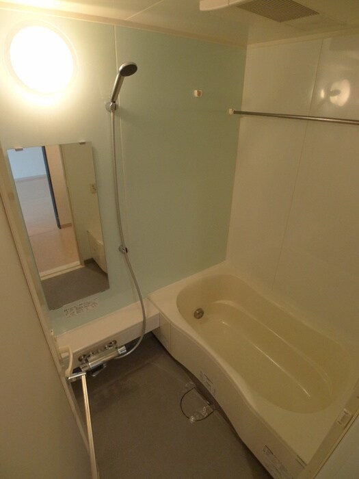 物件内観写真12　(バス／シャワールーム等)