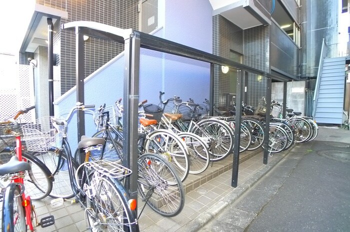 物件外観写真5　(駐輪場)