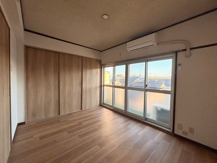 物件内観写真7　(居室)