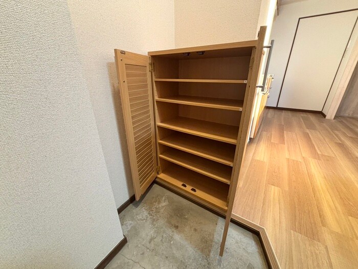 物件内観写真13　(靴箱)