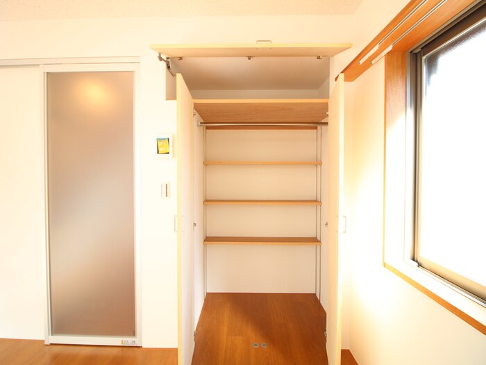 物件内観写真9　(収納)