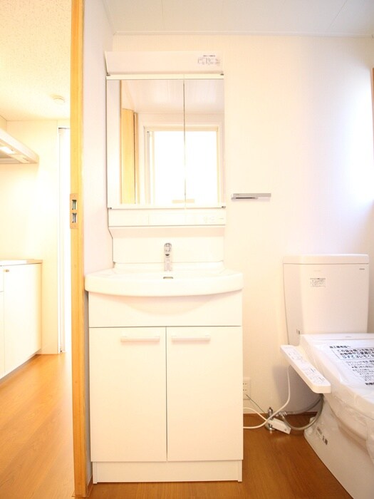 物件内観写真12　(洗面)