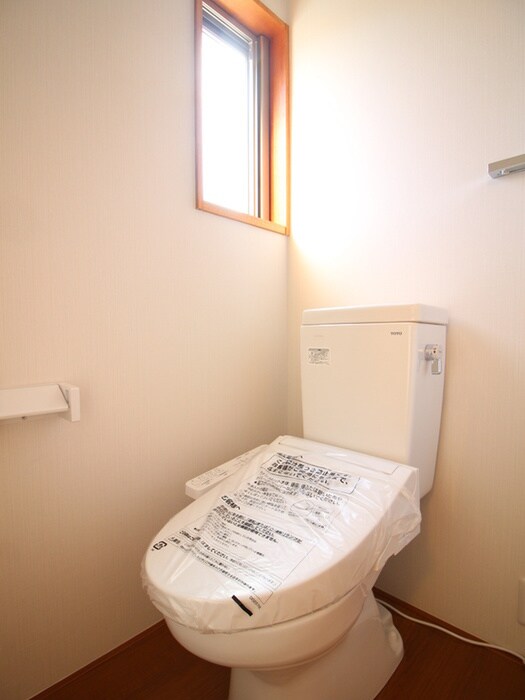 物件内観写真14　(トイレ)