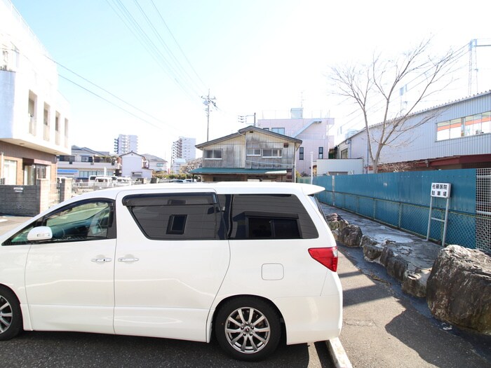 物件内観写真22　(室内からの展望)