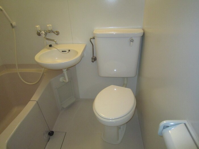 物件内観写真15　(トイレ)