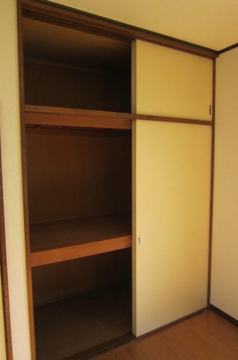 物件内観写真11　(収納)