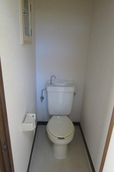 物件内観写真16　(トイレ)