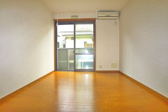 物件内観写真9　(ベランダ・バルコニー)