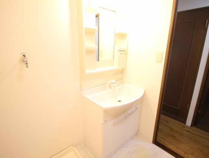 物件内観写真11　(洗面)