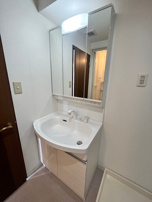 物件内観写真12　(洗面)