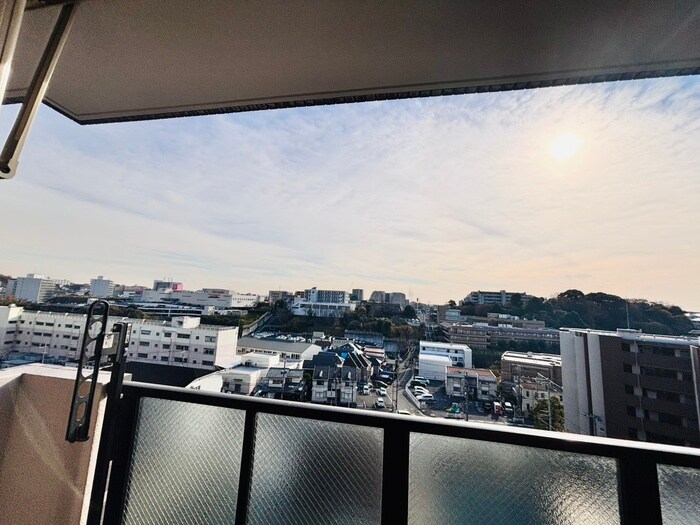 物件内観写真18　(室内からの展望)