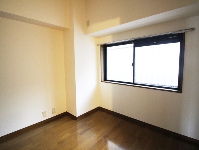 物件内観写真21　(居室)