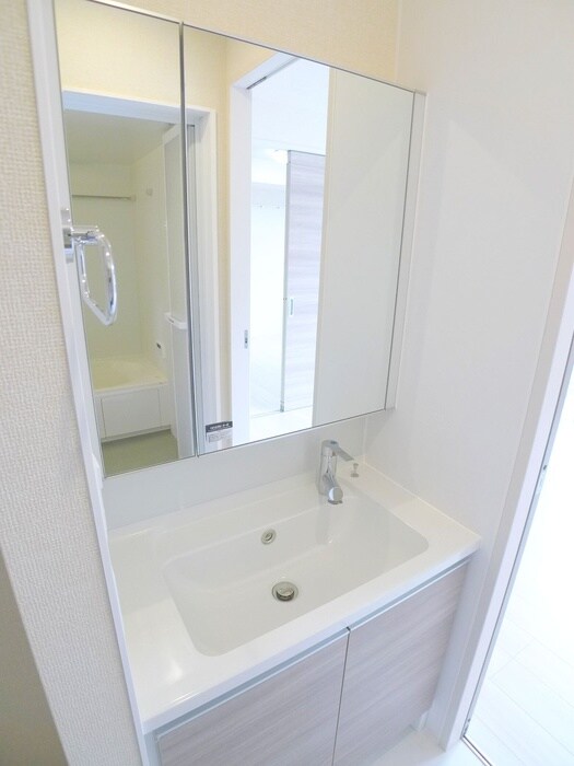 物件内観写真11　(洗面)