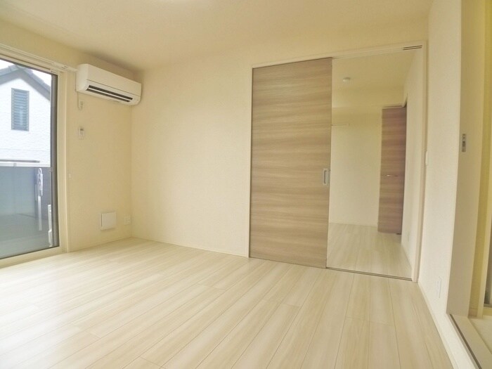 物件内観写真13　(居室)