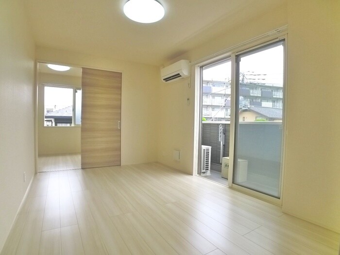 物件内観写真13　(居室)