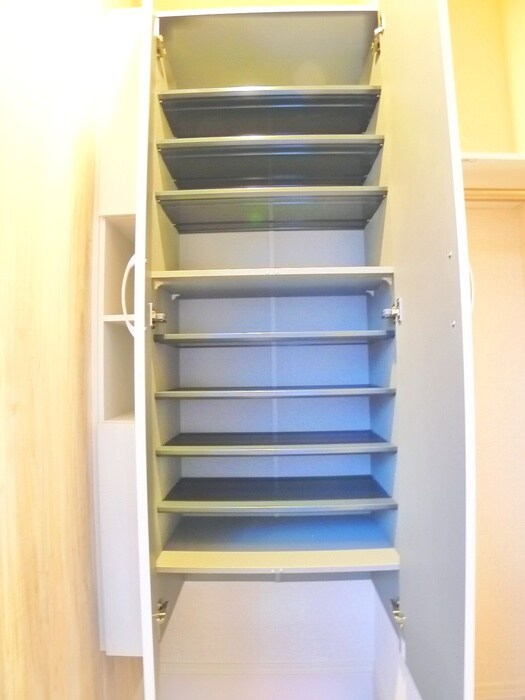 物件内観写真20　(靴箱)