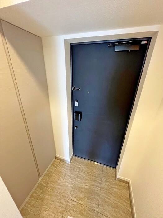 物件内観写真22　(玄関)