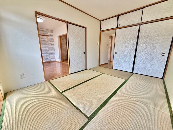 物件内観写真10　(居室)