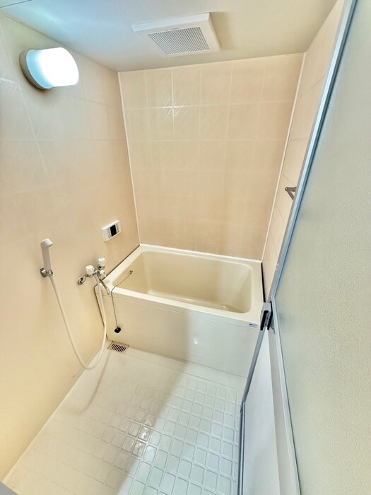 物件内観写真12　(バス／シャワールーム等)