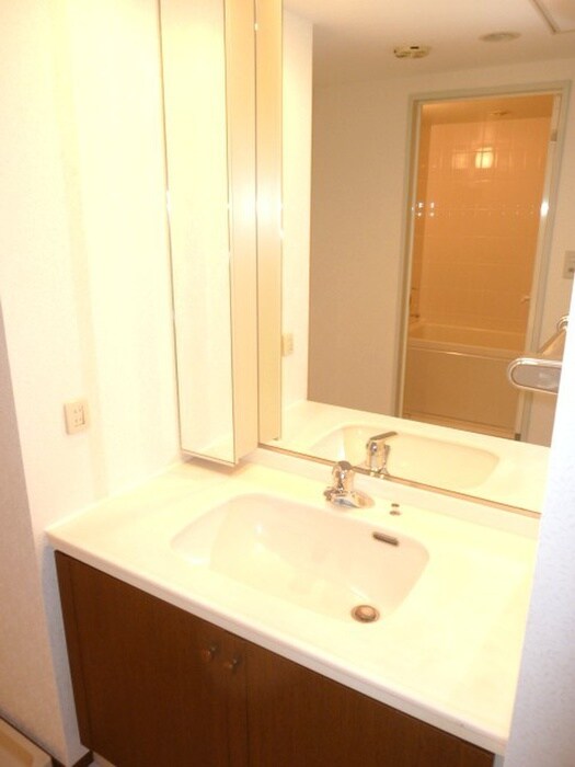 物件内観写真12　(洗面)