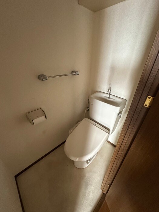 物件内観写真13　(トイレ)