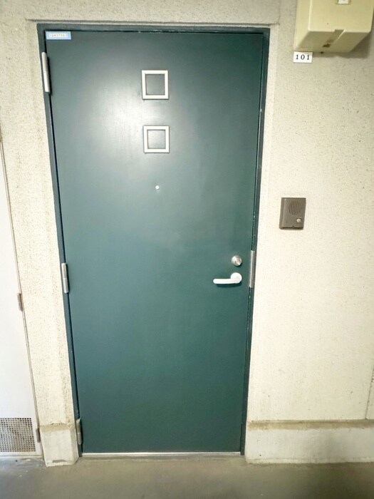 物件内観写真21　(玄関)