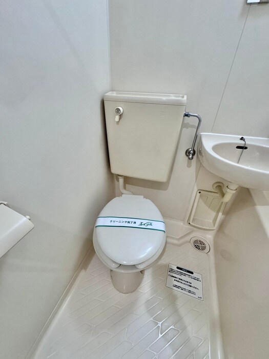 物件内観写真13　(トイレ)