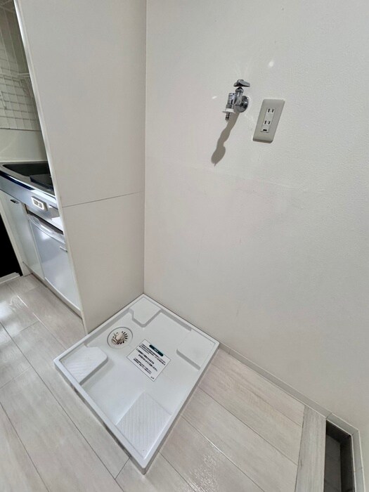 物件内観写真15　(洗濯機置場)