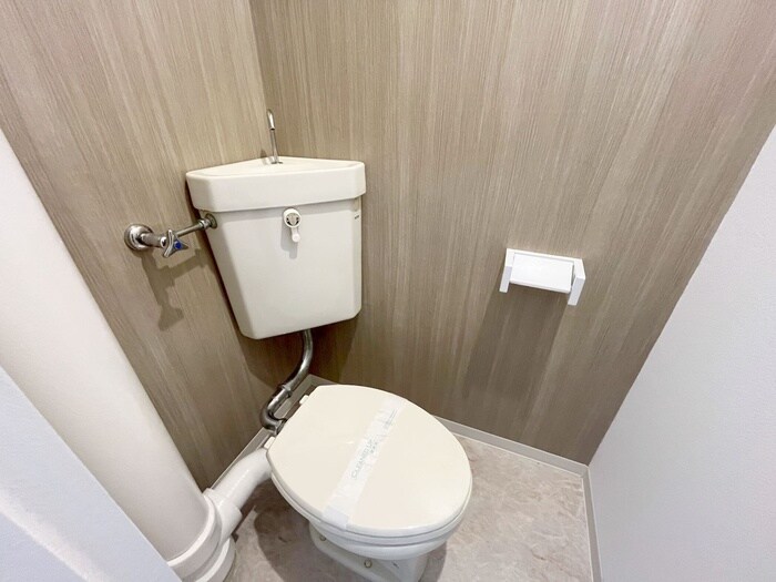 物件内観写真12　(トイレ)