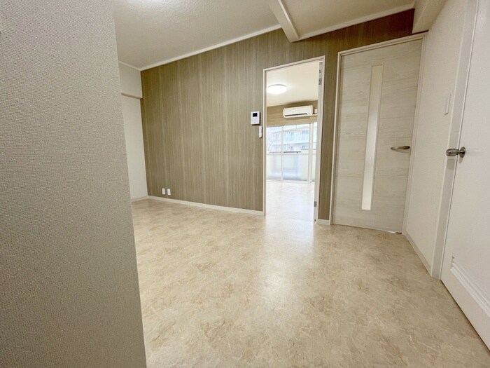 物件内観写真19　(廊下)