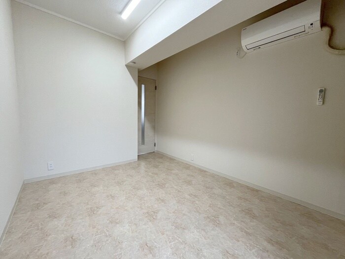 物件内観写真21　(居室)