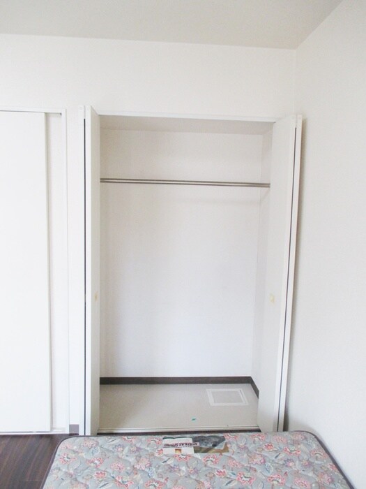 物件内観写真10　(収納)