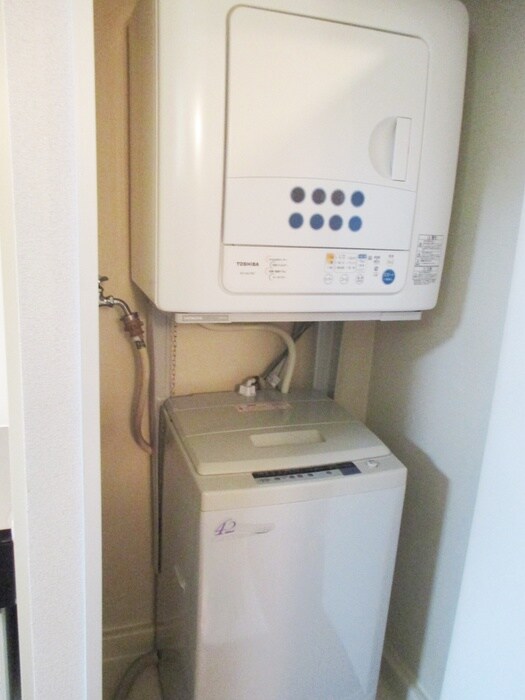 物件内観写真13　(洗濯機置場)