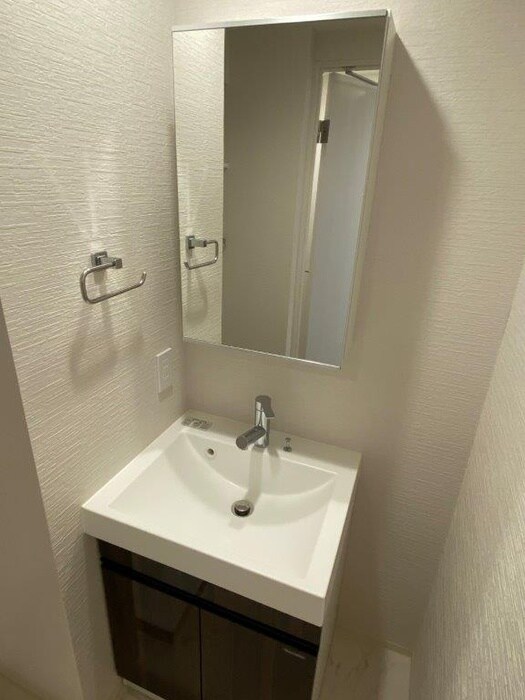 物件内観写真12　(洗面)