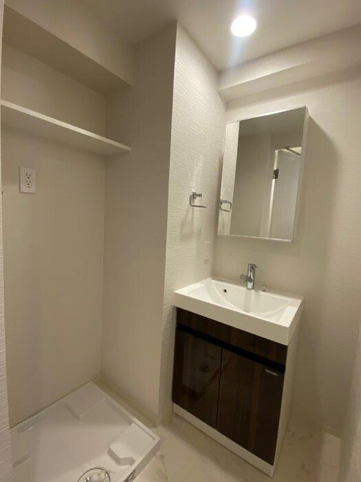 物件内観写真13　(洗濯機置場)