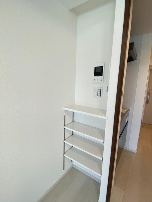 物件内観写真15　(収納)