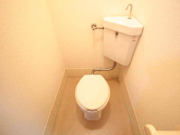 物件内観写真9　(トイレ)