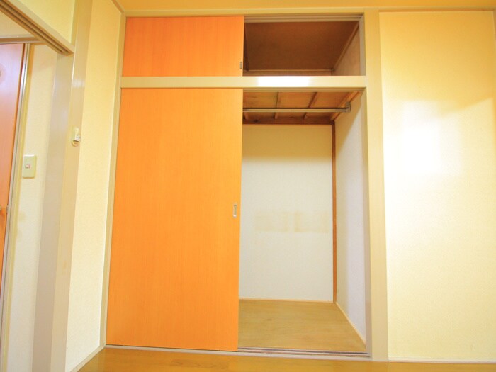 物件内観写真13　(収納)
