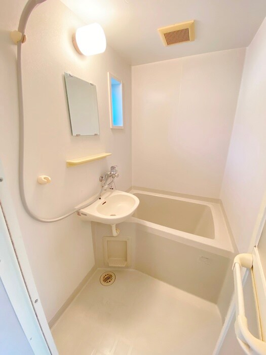 物件内観写真11　(バス／シャワールーム等)