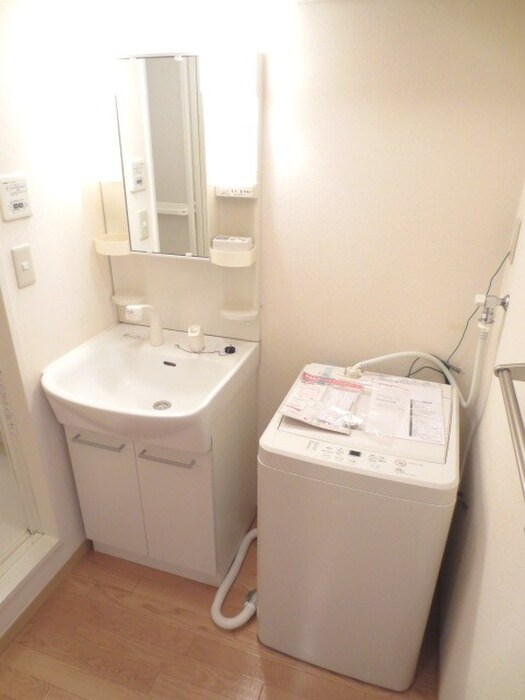 物件内観写真11　(洗面)