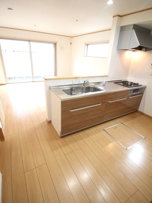 物件内観写真22　(室内からの展望)