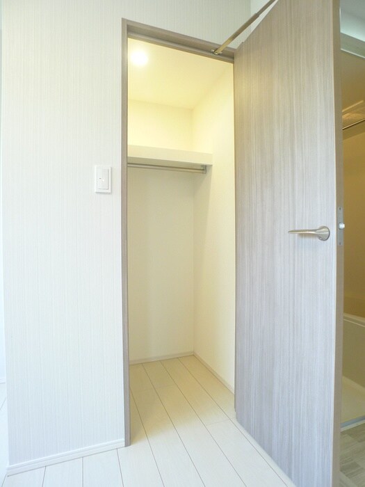 物件内観写真13　(収納)